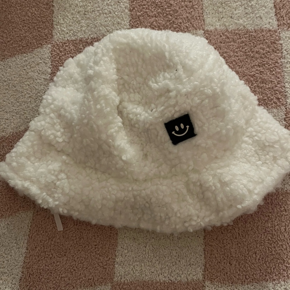 Sherpa Bucket Hat